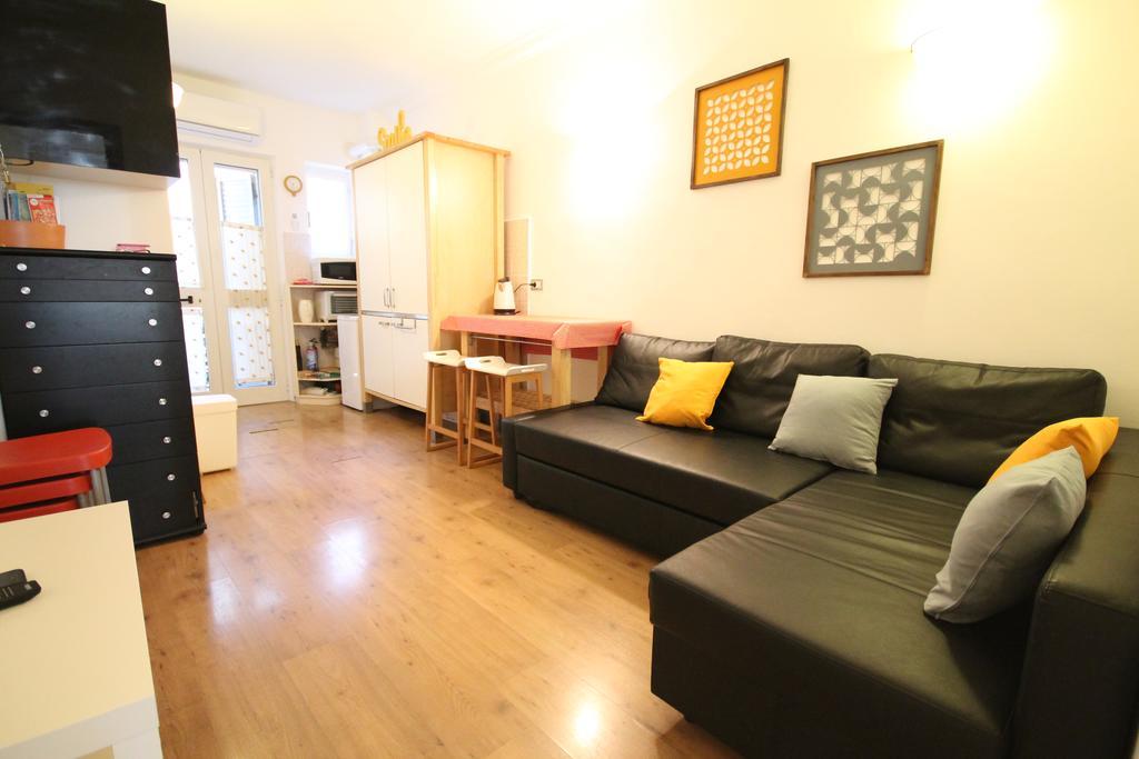 Sant'Agostino Apartment Navigli Milão Exterior foto