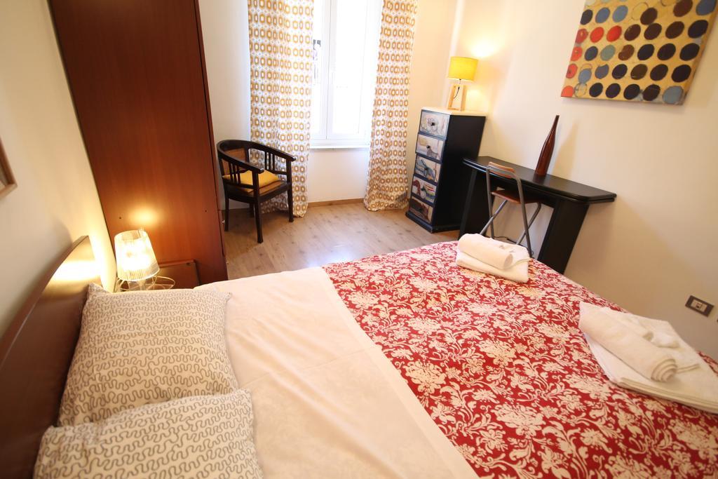 Sant'Agostino Apartment Navigli Milão Exterior foto
