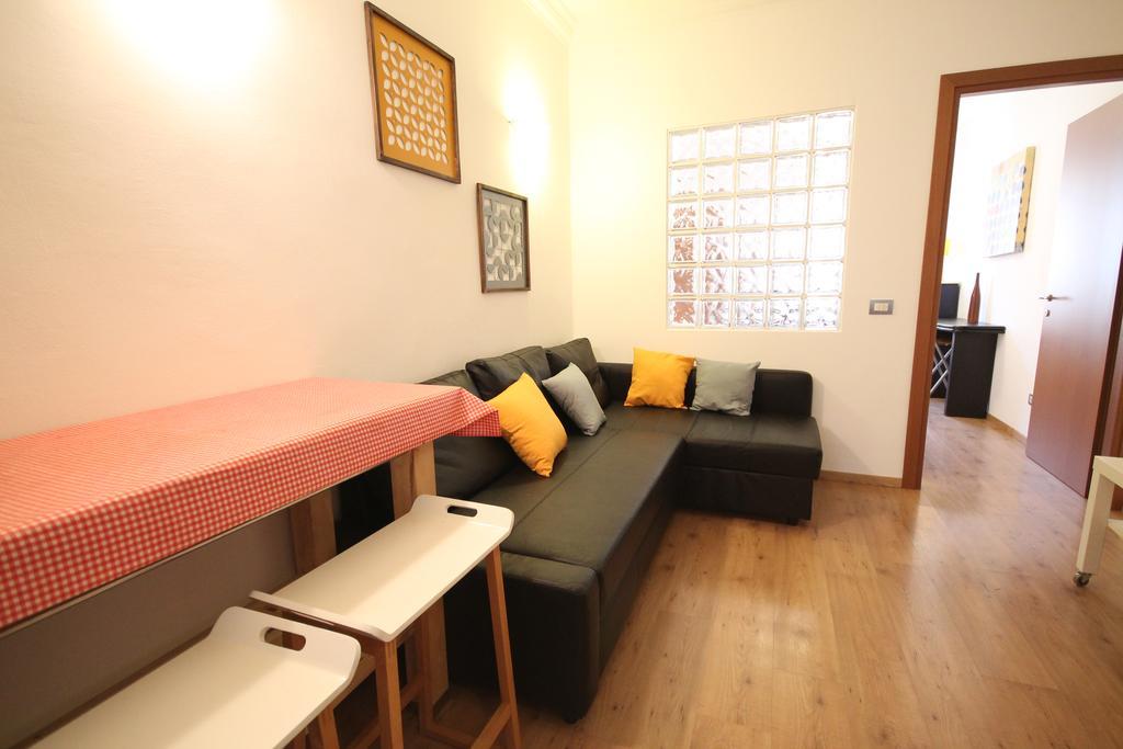 Sant'Agostino Apartment Navigli Milão Exterior foto
